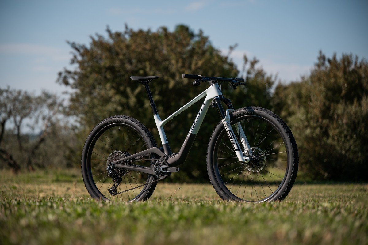 Odlično tekmovalno XC kolo Scott Spark World Cup 2027